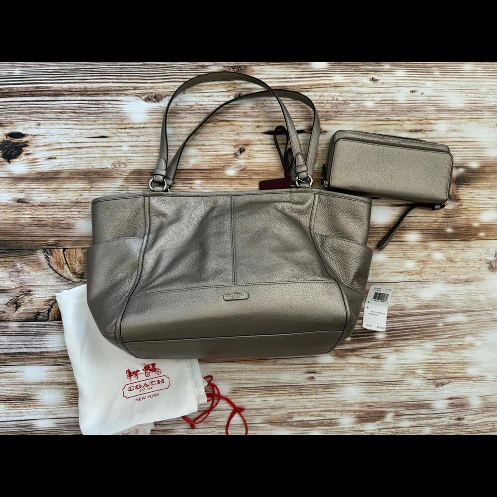 Coach Park Leather Carrie Tote & Wallet Pewter/Silver F29898 READ